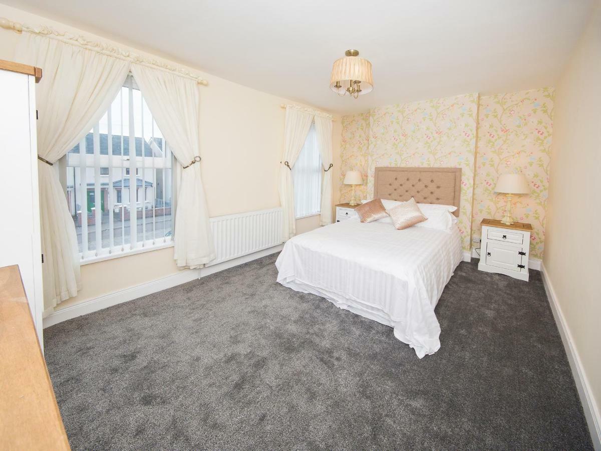 Tsa Shaftesbury Avenue Villa Belfast Oda fotoğraf